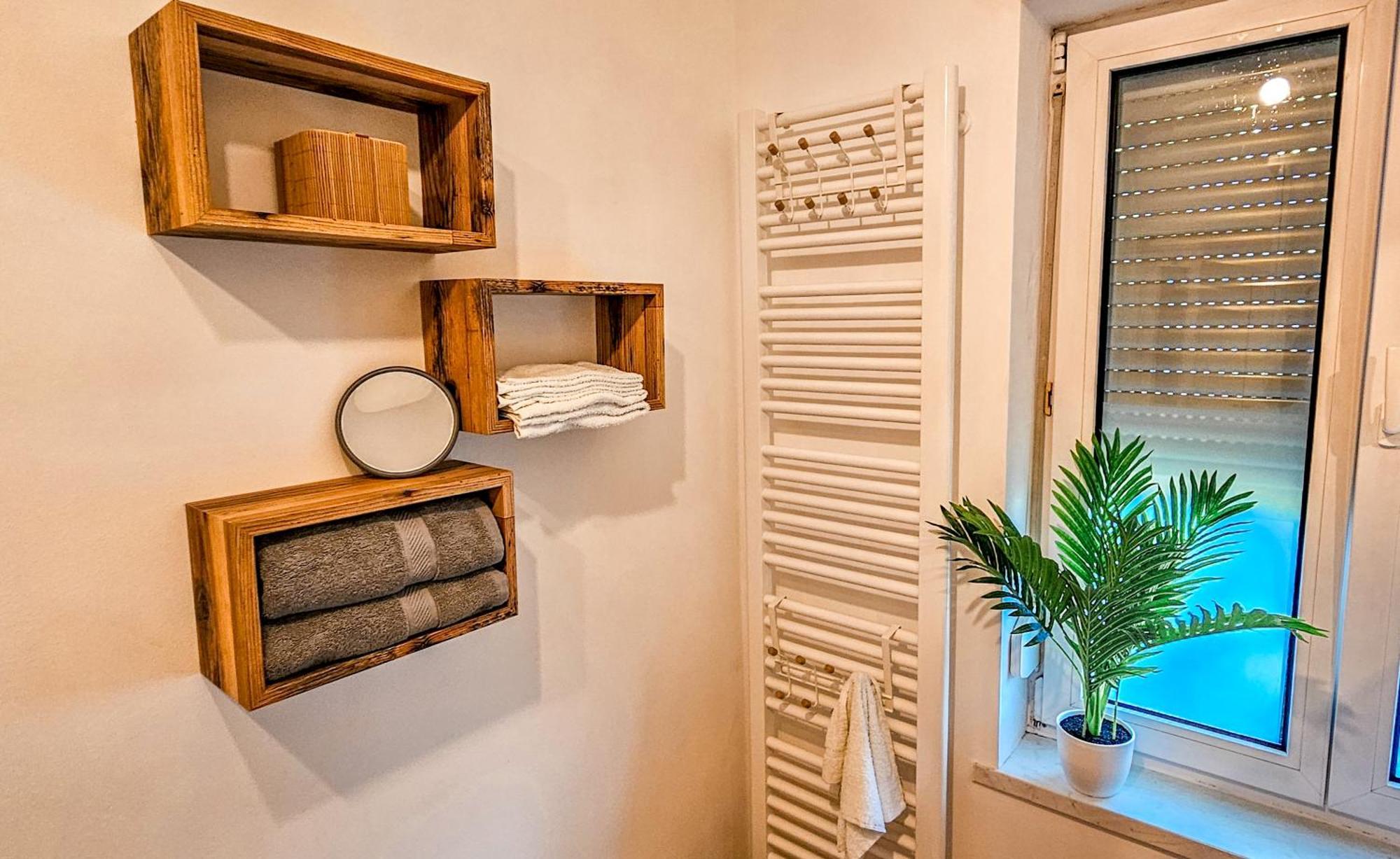 A - Parken, Stilvoll, Modern & Cozy Im Zentrum Von